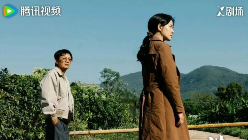 49719a.c和,美國向?yàn)蹩颂m調(diào)撥退役F-16_交互版V10.50